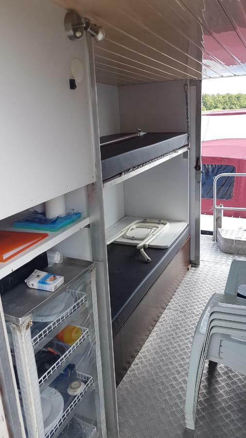 Hausboot Krakow Am See Forelle 1 Und 2 Exterior photo
