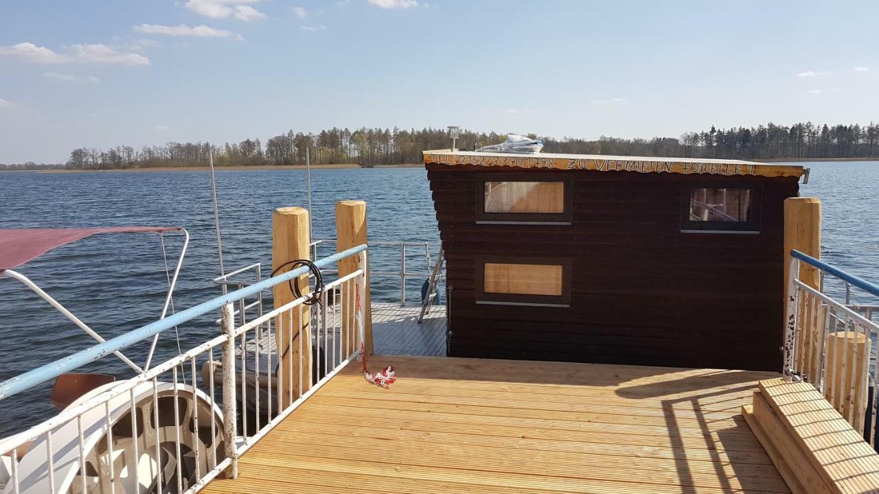 Hausboot Krakow Am See Forelle 1 Und 2 Exterior photo